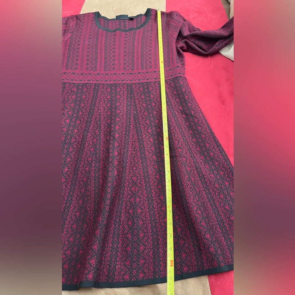 Ladies preloved dress - Picture 8 of 8